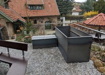 Hochbeete und Kisten